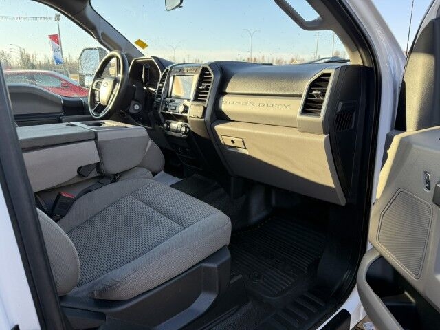 2020 Ford Super Duty F-350 SRW XLT Grande Prairie AB