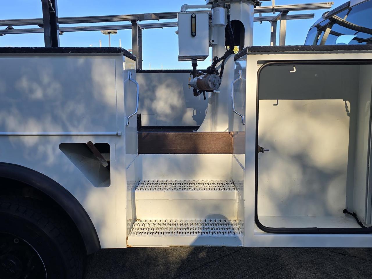2020 Ford Super Duty F-550 DRW XL 4WD Regular Cab Bucket Lift Truck Concord NC