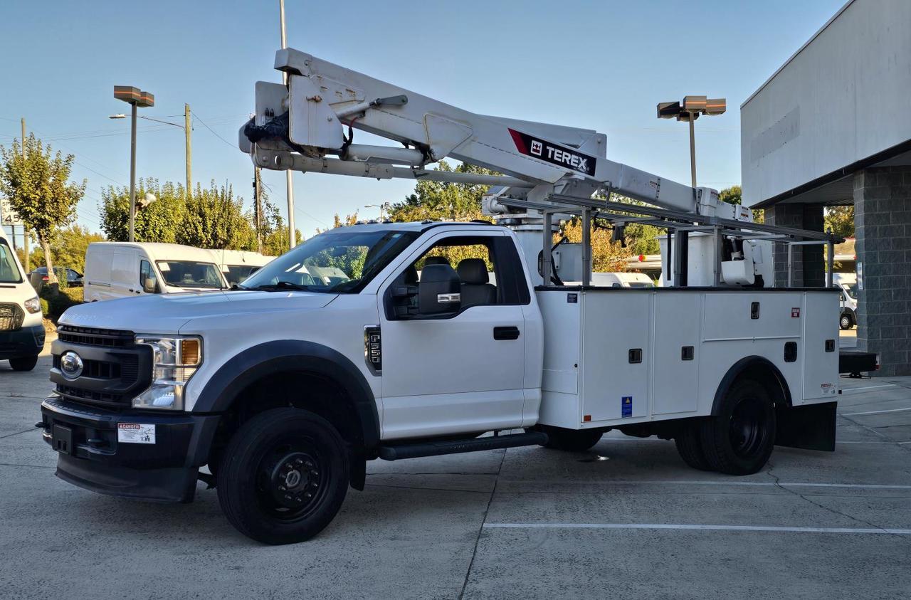 2020 Ford Super Duty F-550 DRW XL 4WD Regular Cab Bucket Lift Truck Concord NC