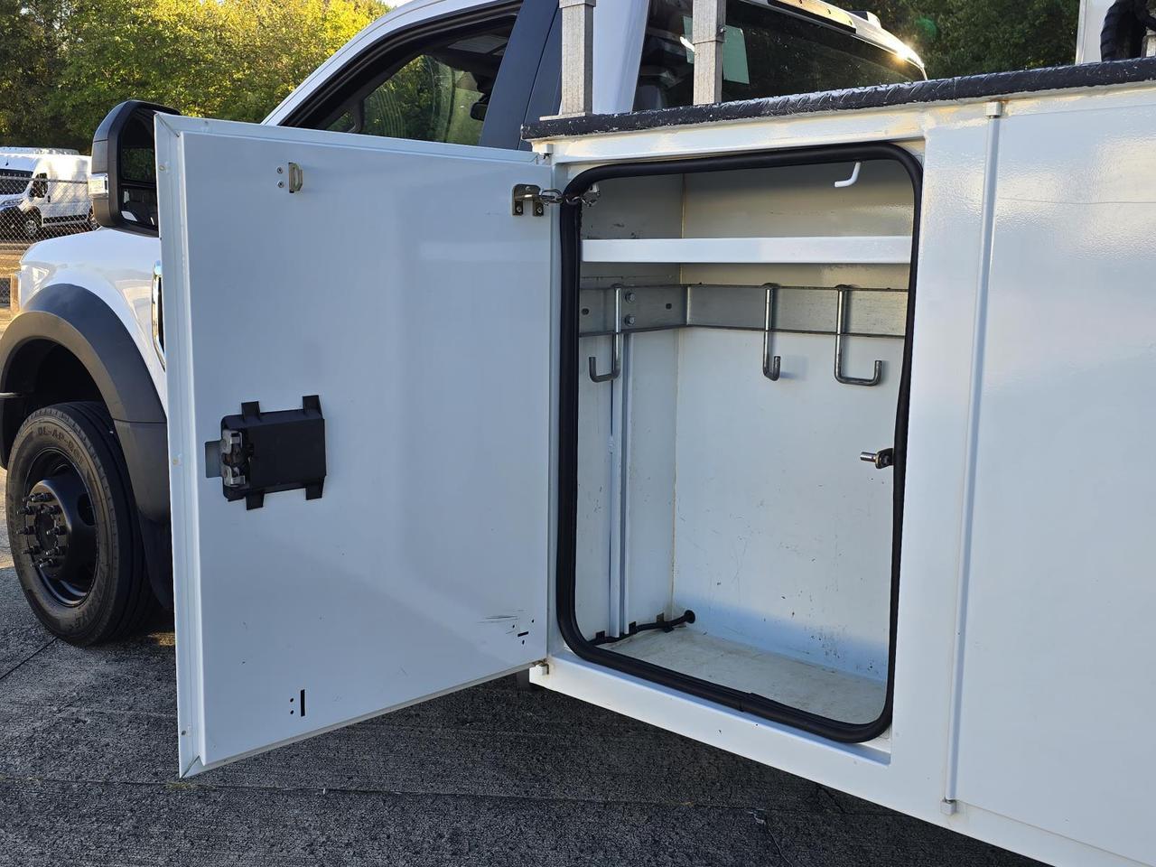 2020 Ford Super Duty F-550 DRW XL 4WD Regular Cab Bucket Lift Truck Concord NC