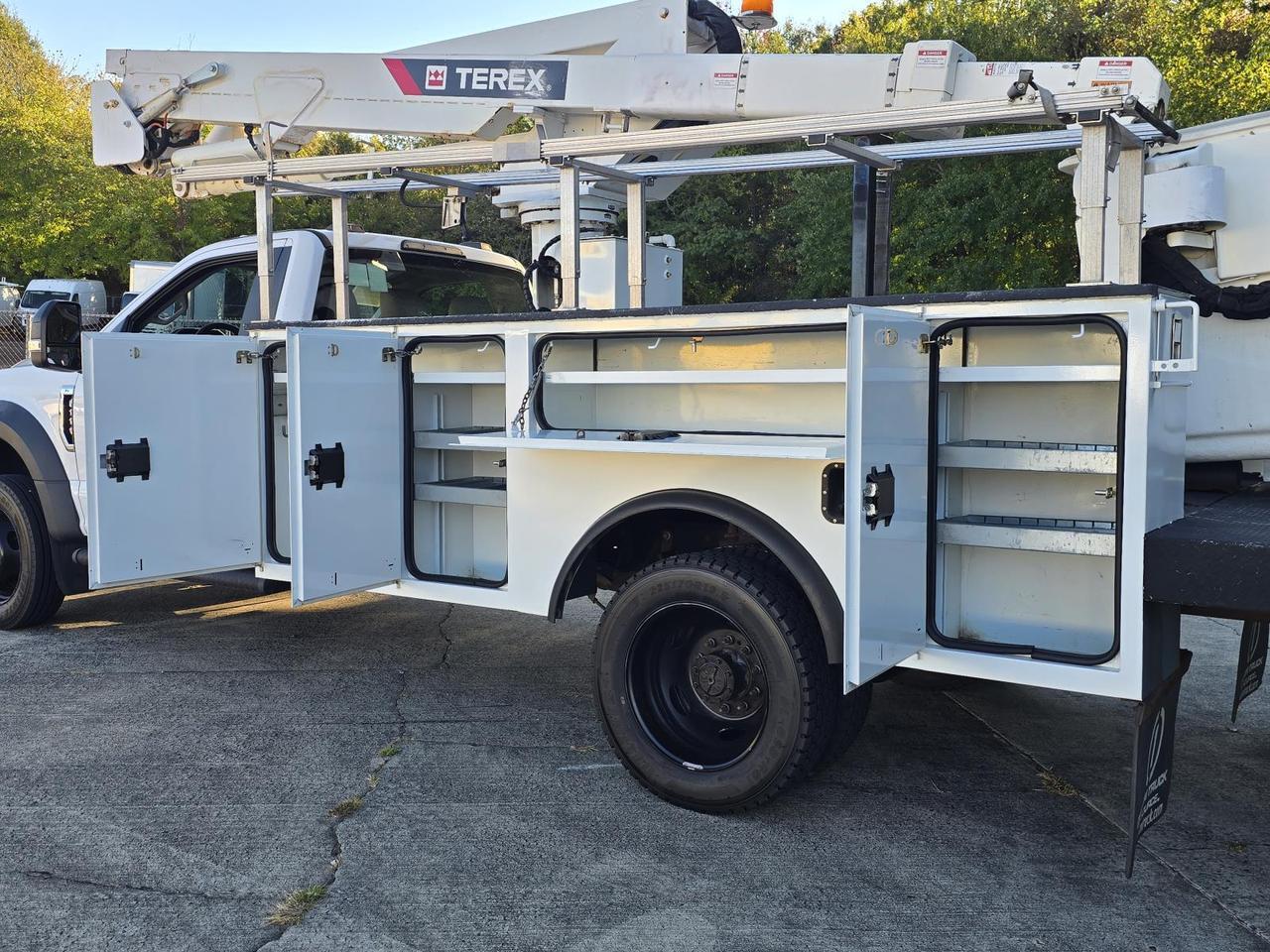 2020 Ford Super Duty F-550 DRW XL 4WD Regular Cab Bucket Lift Truck Concord NC