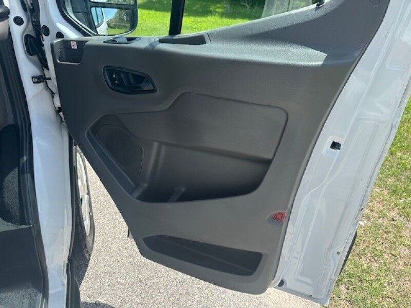 2020 Ford TRANSIT PASSANGER WAGON WHEELCHAIR XLT COLD AC BRAUN MILLENNIUM WHEELCHAIR SYSTEM HYDRAULIC ICE COLD AC FREE SHIPPING IN FLORIDA Sarasota FL