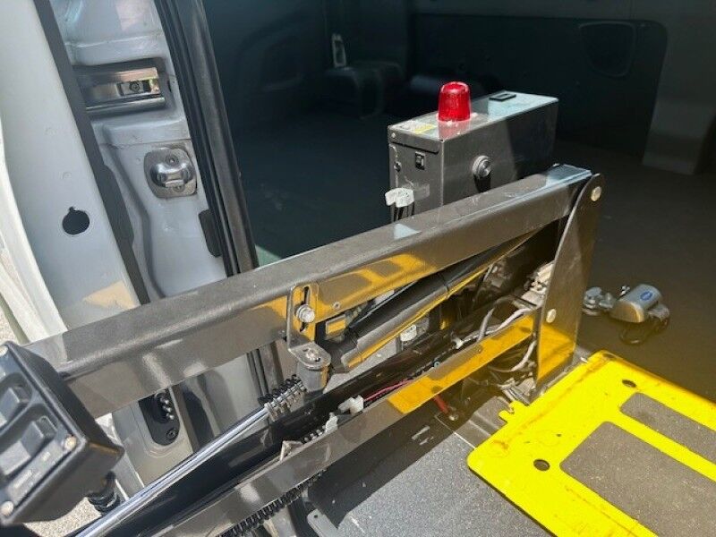 2020 Ford TRANSIT PASSANGER WAGON WHEELCHAIR XLT COLD AC BRAUN MILLENNIUM WHEELCHAIR SYSTEM HYDRAULIC ICE COLD AC FREE SHIPPING IN FLORIDA Sarasota FL