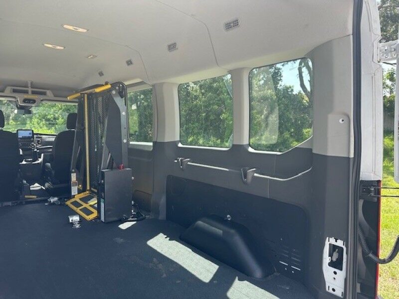 2020 Ford TRANSIT PASSANGER WAGON WHEELCHAIR XLT COLD AC BRAUN MILLENNIUM WHEELCHAIR SYSTEM HYDRAULIC ICE COLD AC FREE SHIPPING IN FLORIDA Sarasota FL