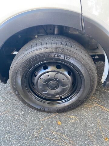 2020 Ford Transit 250 Medium Roof 148.0 WB Charlotte NC