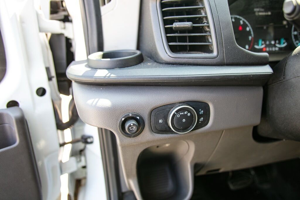 2020 Ford Transit Cutaway photo 21