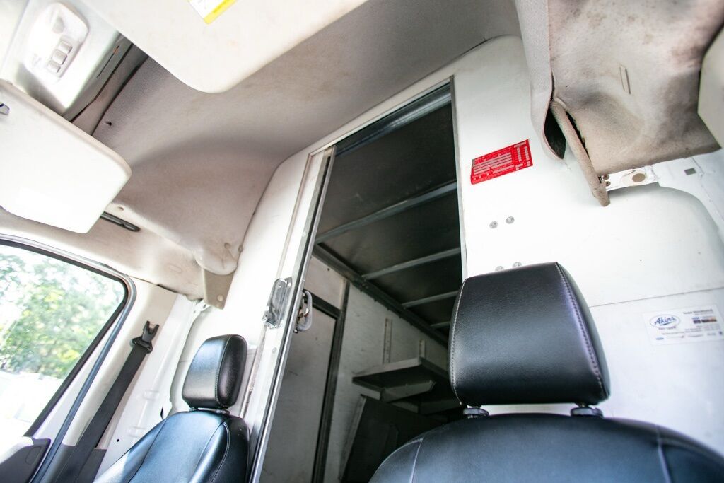 2020 Ford Transit Cutaway photo 22