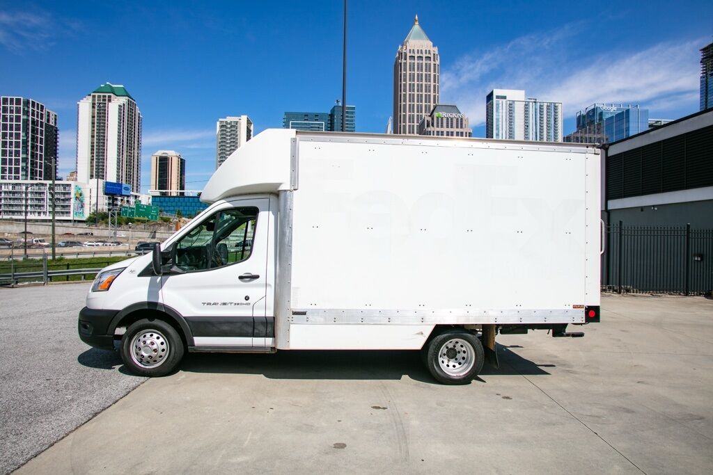 2020 Ford Transit Cutaway photo 11