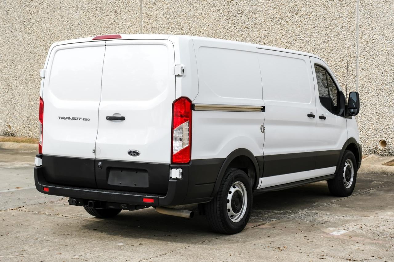 2020 Ford Transit Cargo Van Farmers Branch TX