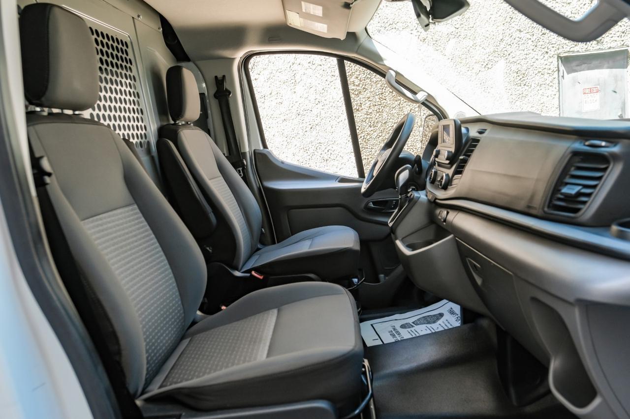 2020 Ford Transit Cargo Van photo 21