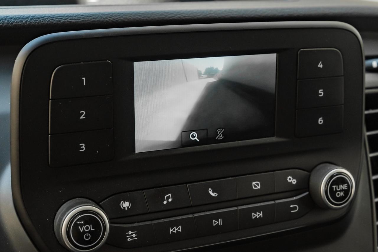 2020 Ford Transit Cargo Van photo 14