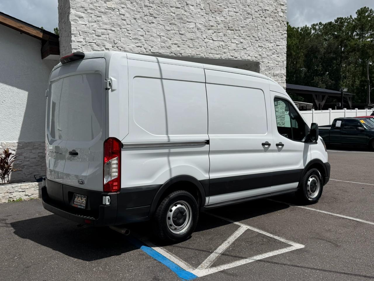 2020 Ford Transit Cargo Van T-150 130" Med Rf 8670 GVWR RWD Jacksonville FL