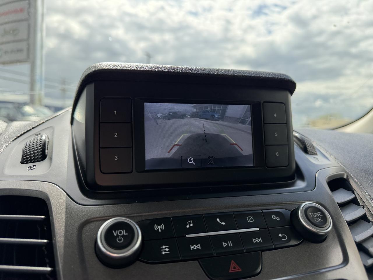2020 Ford Transit Connect Van XL FWD | Low KMs | 2L I4 | Keyless Entry | Rearview Camera | Bluetooth | Remote Start Redwater AB