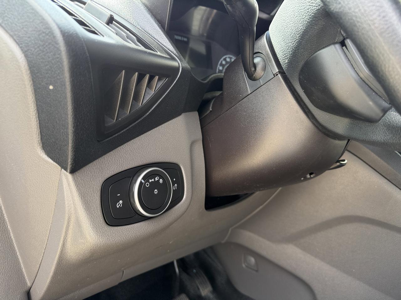 2020 Ford Transit Connect Van XL FWD | Low KMs | 2L I4 | Keyless Entry | Rearview Camera | Bluetooth | Remote Start Redwater AB