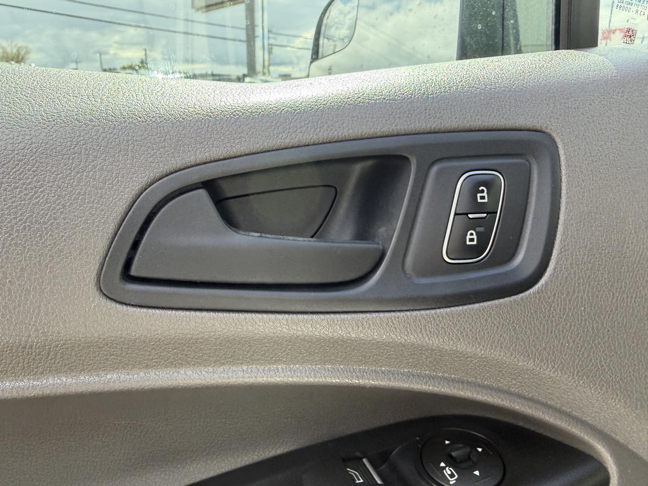 2020 Ford Transit Connect Van XL FWD | Low KMs | 2L I4 | Keyless Entry | Rearview Camera | Bluetooth | Remote Start Redwater AB