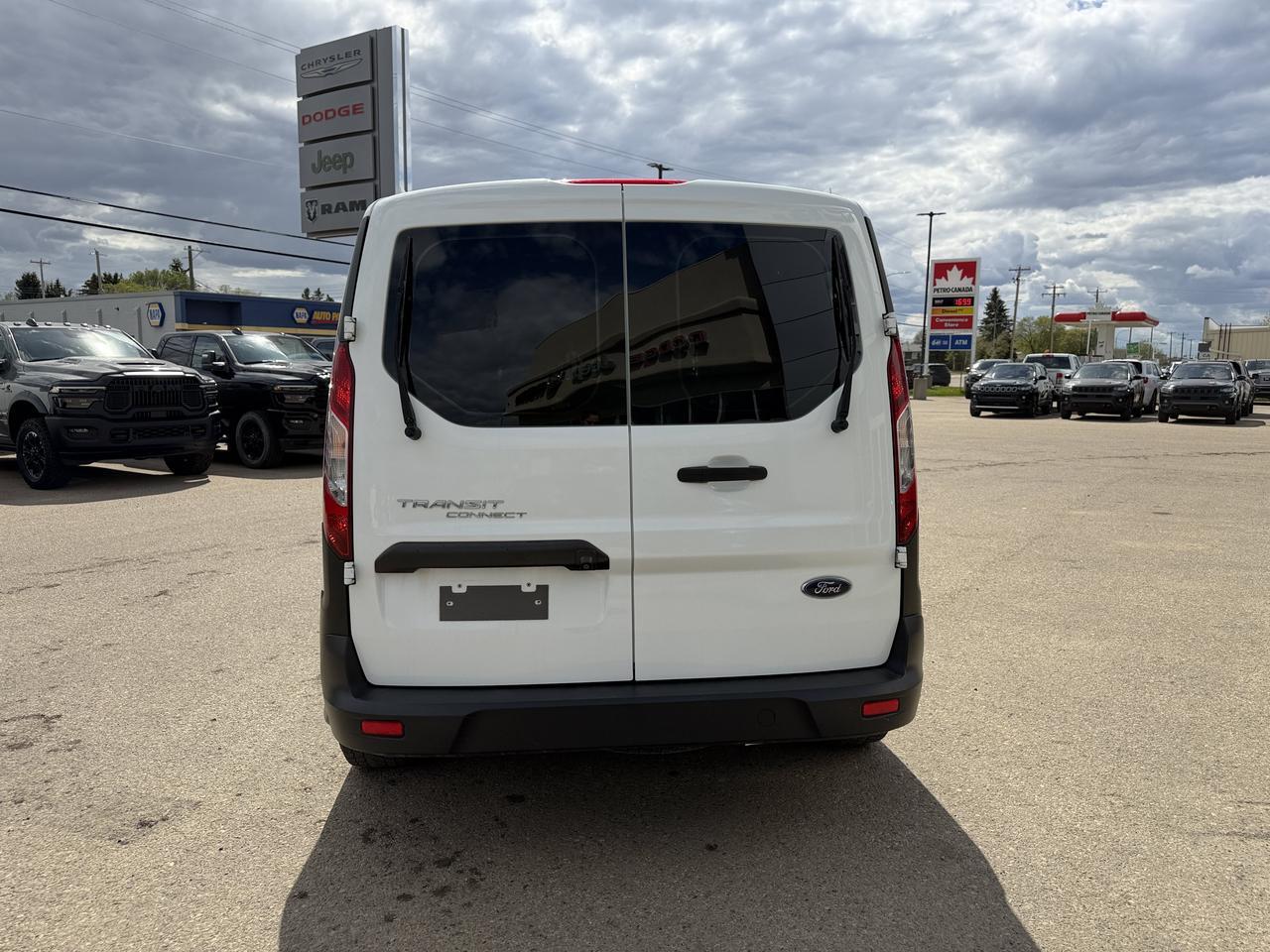 2020 Ford Transit Connect Van XL FWD | Low KMs | 2L I4 | Keyless Entry | Rearview Camera | Bluetooth | Remote Start Redwater AB