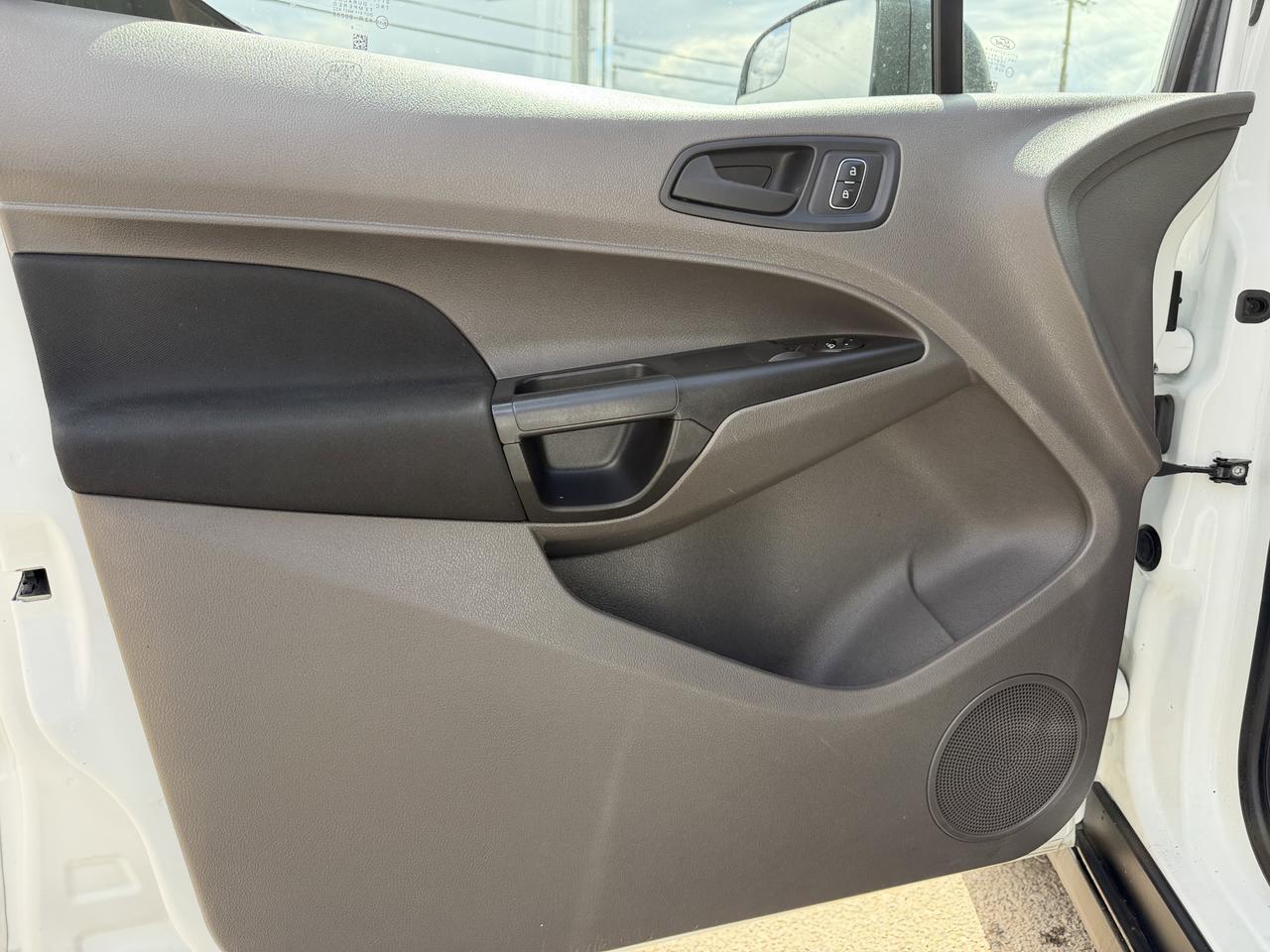 2020 Ford Transit Connect Van XL FWD | Low KMs | 2L I4 | Keyless Entry | Rearview Camera | Bluetooth | Remote Start Redwater AB