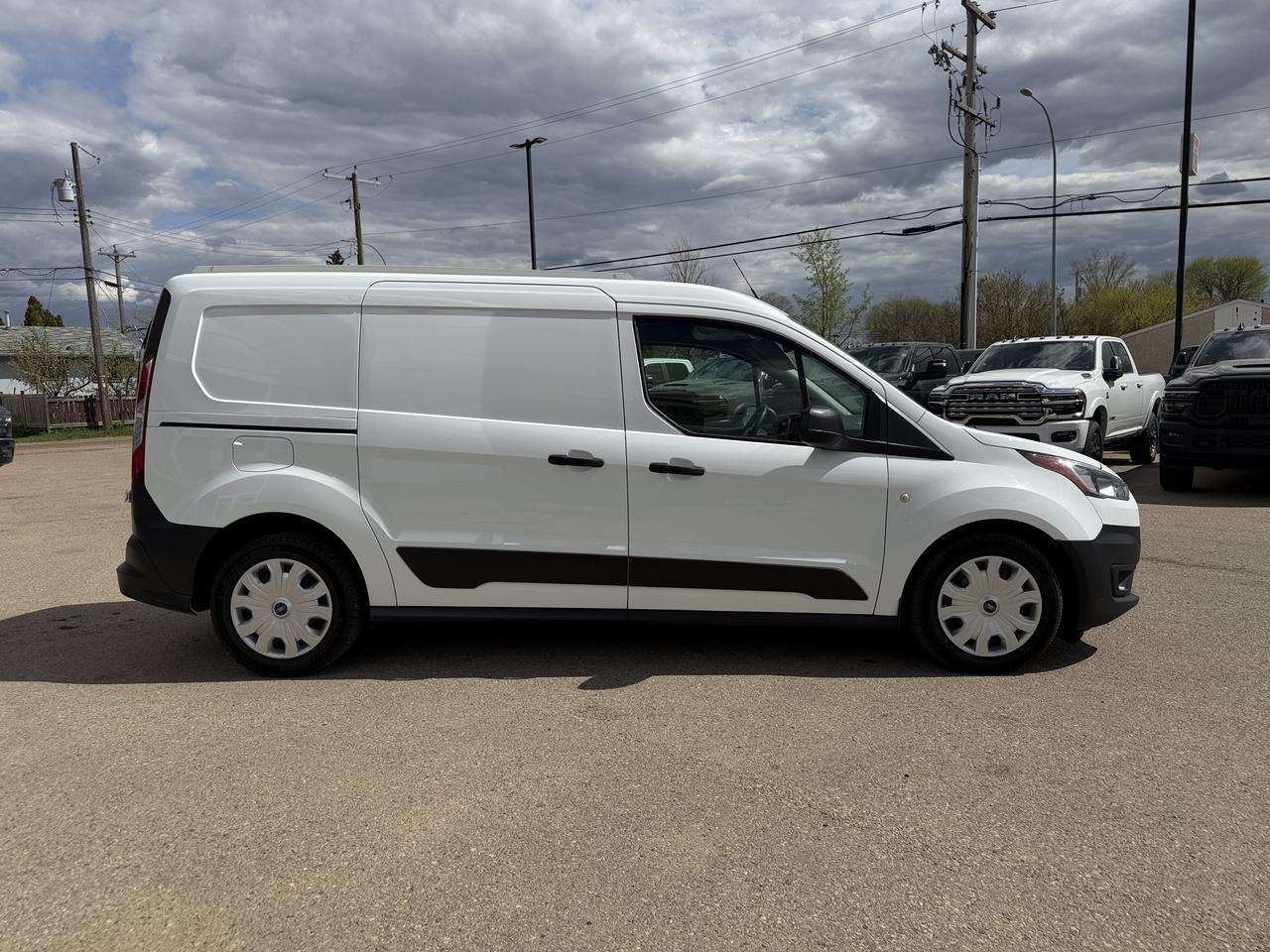 2020 Ford Transit Connect Van XL FWD | Low KMs | 2L I4 | Keyless Entry | Rearview Camera | Bluetooth | Remote Start Redwater AB