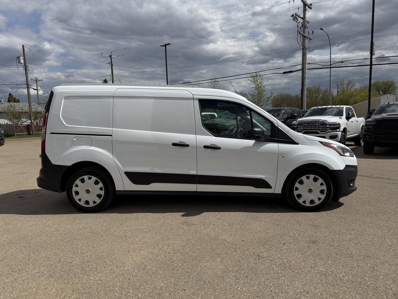 2020 Ford Transit Connect Van XL FWD | Low KMs | 2L I4 | Keyless Entry | Rearview Camera | Bluetooth | Remote Start Redwater AB
