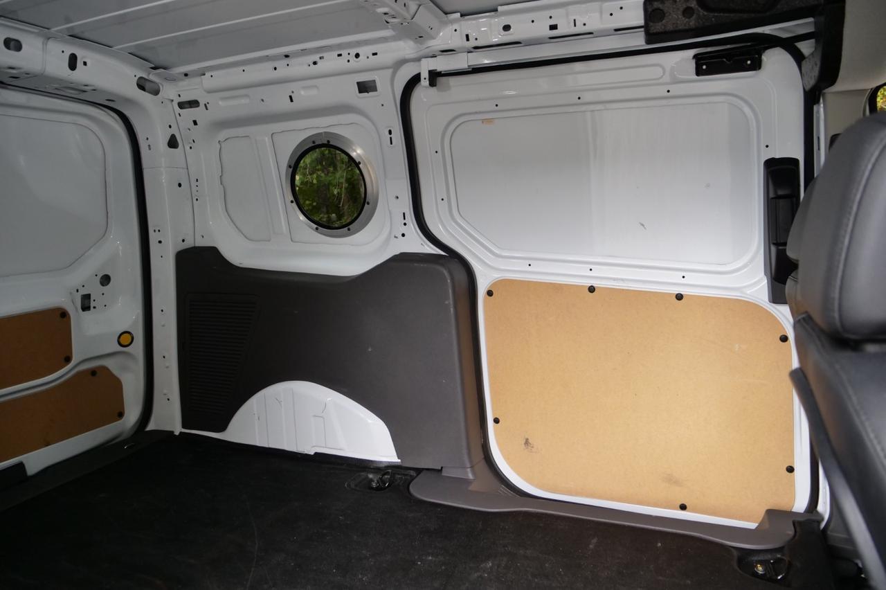 2020 Ford Transit Connect XL Cargo Van / Dual Sliding Doors / Work Ready! Lincolnton NC