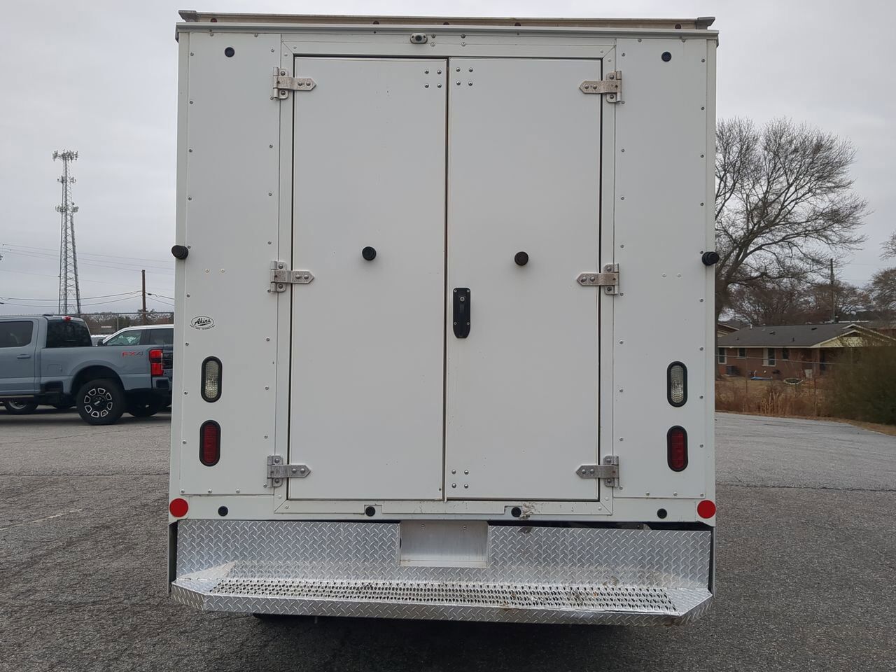 2020 Ford Transit Cutaway Winder GA