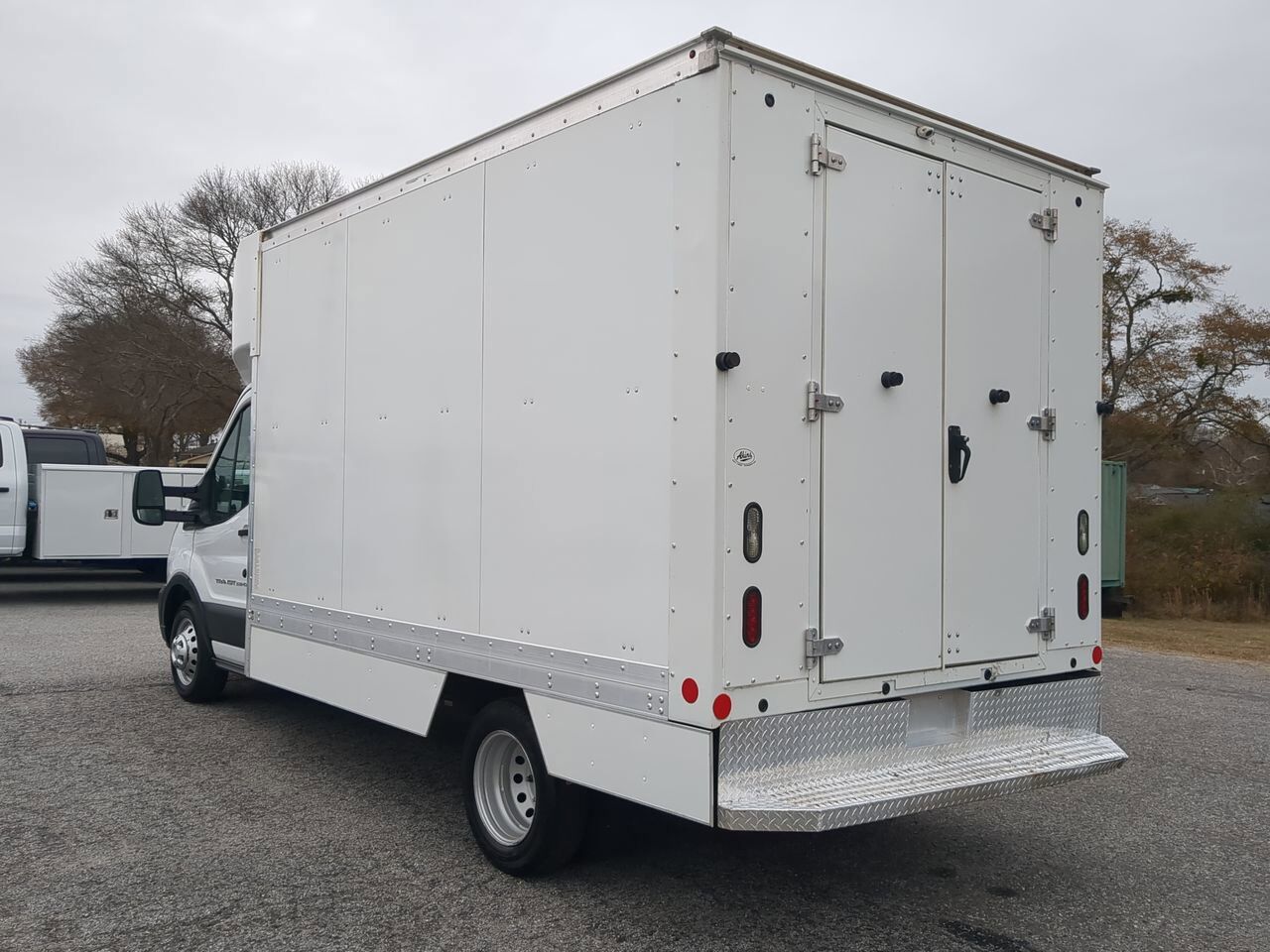 2020 Ford Transit Cutaway Winder GA