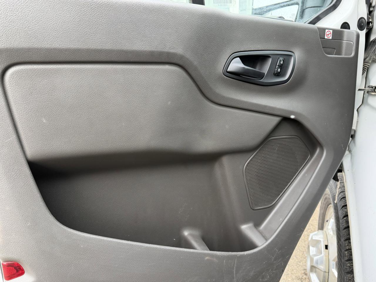 2020 Ford Transit Passenger Wagon T150 Passenger Wagon AWD | 8 Passenger | Back-Up Camera | Lane Keep Assist | Co-Pilot360 Redwater AB