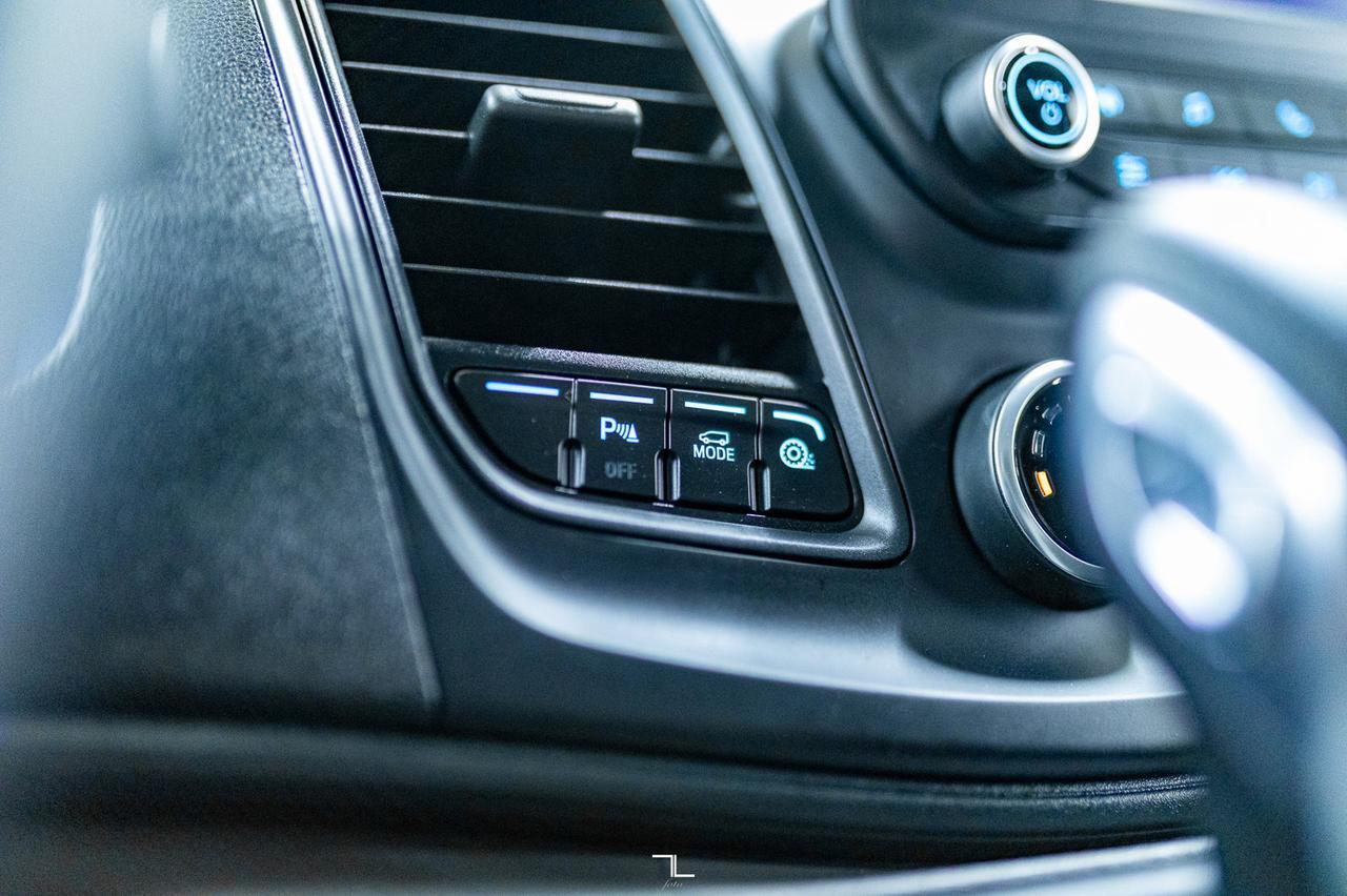 2020 Ford Transit T-250 AWD Med Roof Cargo Van BCam Red Deer AB