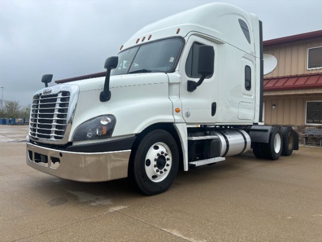 2020 Freightliner Cascadia 125 .