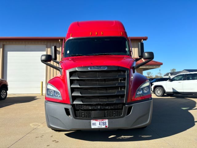2020 Freightliner Cascadia 126 .
