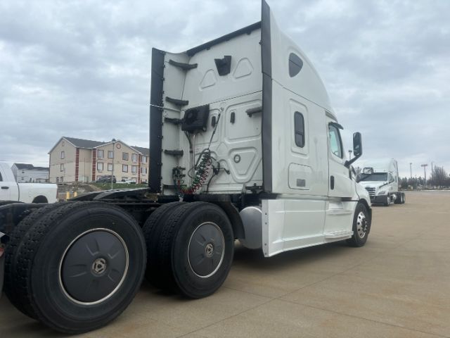 2020 Freightliner Cascadia 126 . Seville OH