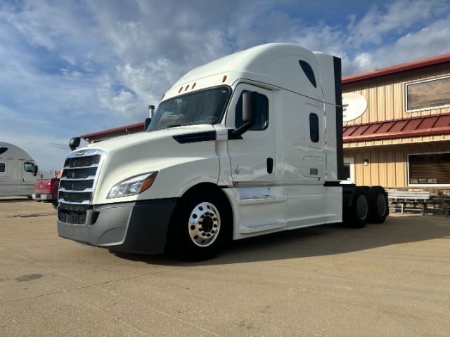 2020 Freightliner Cascadia 126 .