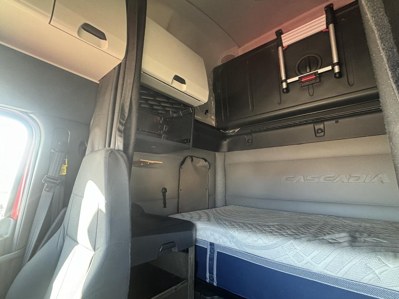 2020 Freightliner Cascadia 126 . Seville OH