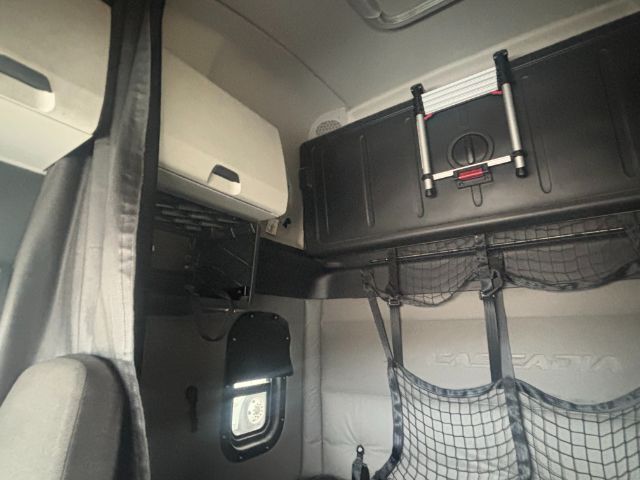 2020 Freightliner Cascadia 126 . Seville OH