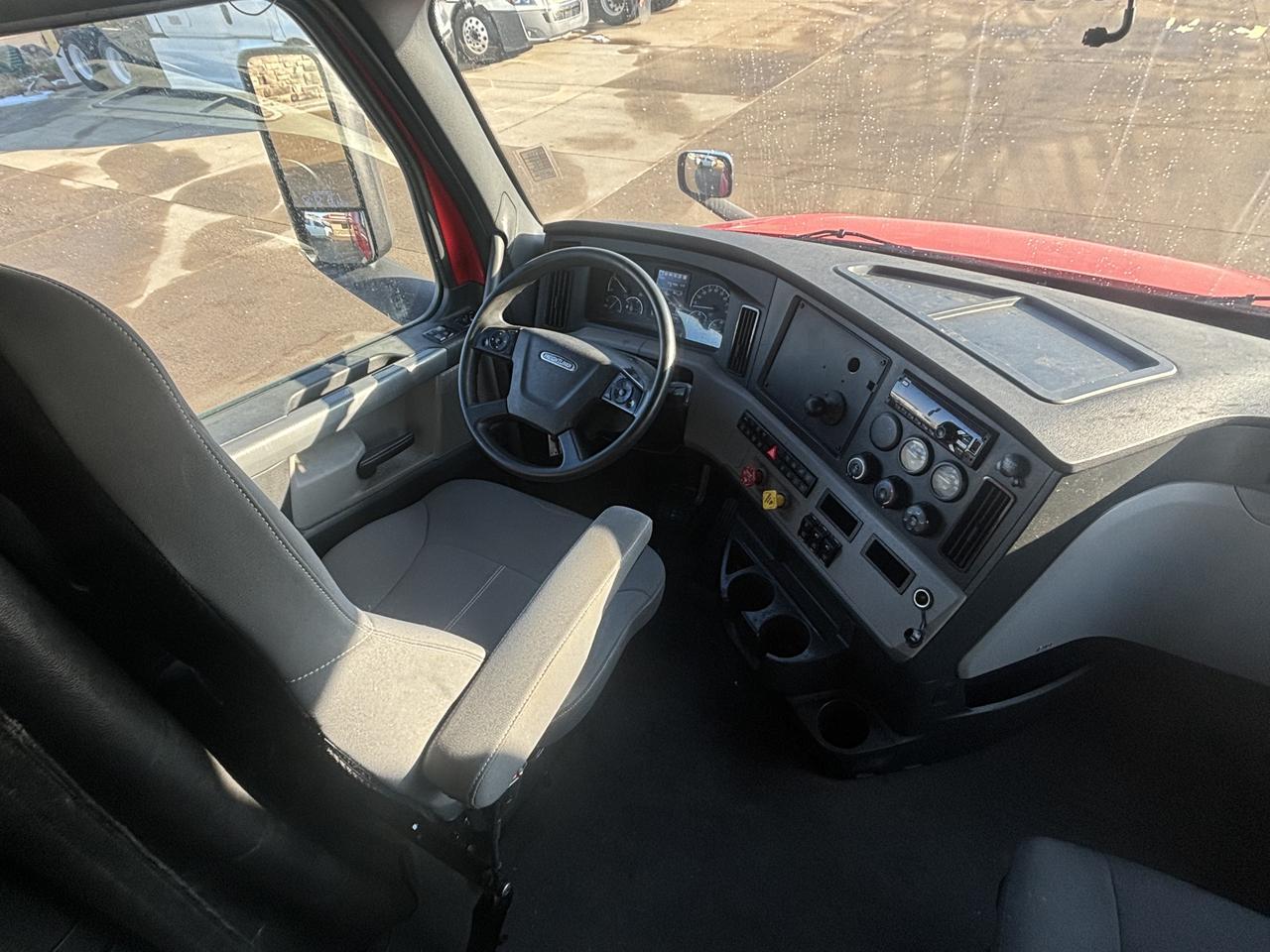 2020 Freightliner Cascadia 126 . Seville OH