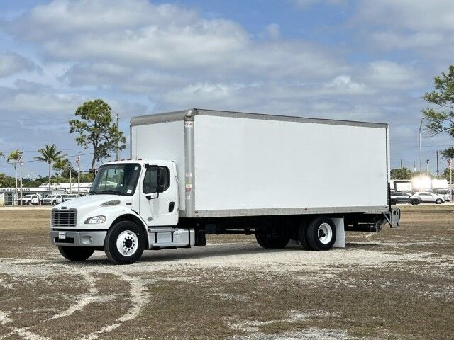 2020 Freightliner M2 106 26&apos; Dry Box Truck with 2,500 lb. Lift Gate Homestead FL