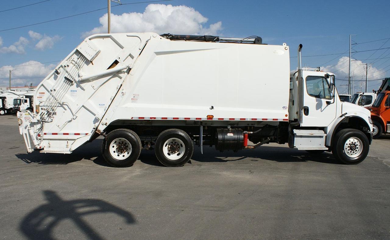 2020 Freightliner M2 25 Yard New Way Rear Loader Garbage Truck Tampa FL