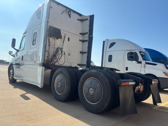 2020 Freightliner New Cascadia 126 . Seville OH