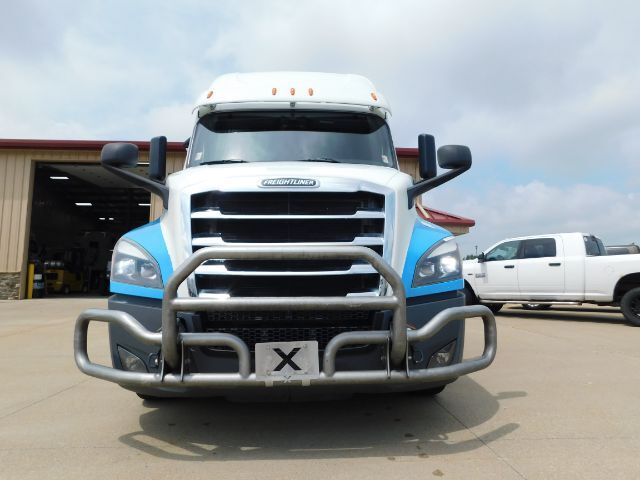 2020 Freightliner New Cascadia 126 . Seville OH