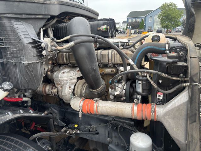 2020 Freightliner New Cascadia 126 . Seville OH