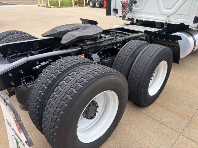 2020 Freightliner New Cascadia 126 . Seville OH