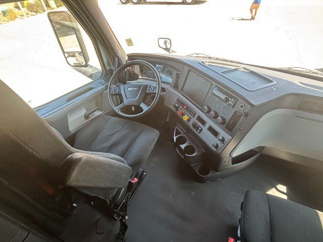 2020 Freightliner New Cascadia 126 . Seville OH