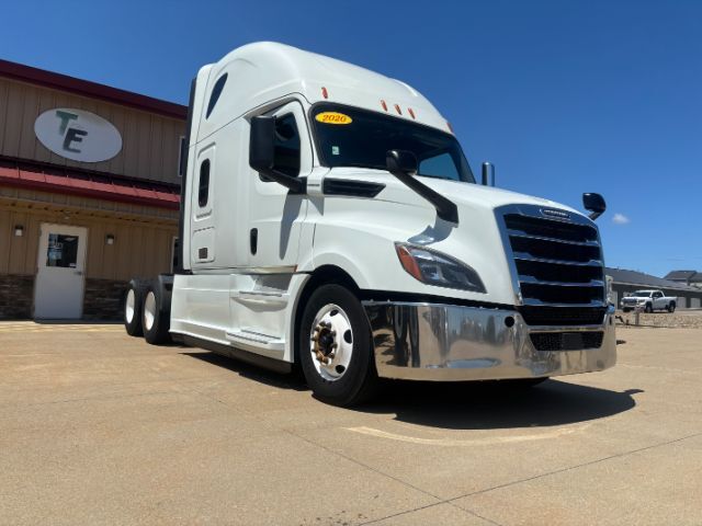 2020 Freightliner New Cascadia 126 .