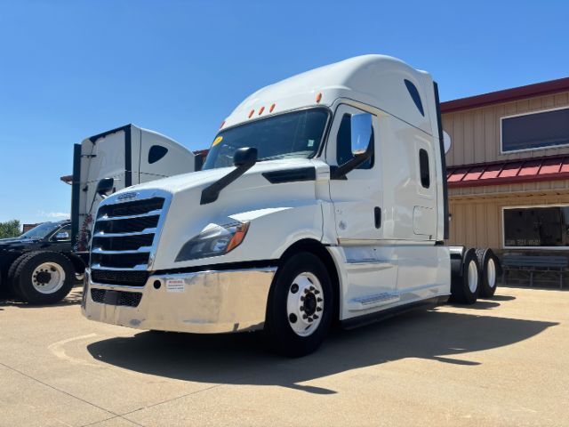 2020 Freightliner New Cascadia 126 .
