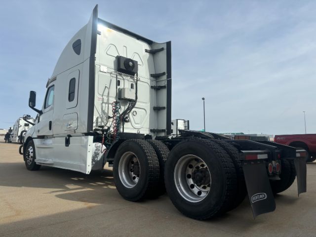 2020 Freightliner New Cascadia 126 . Seville OH