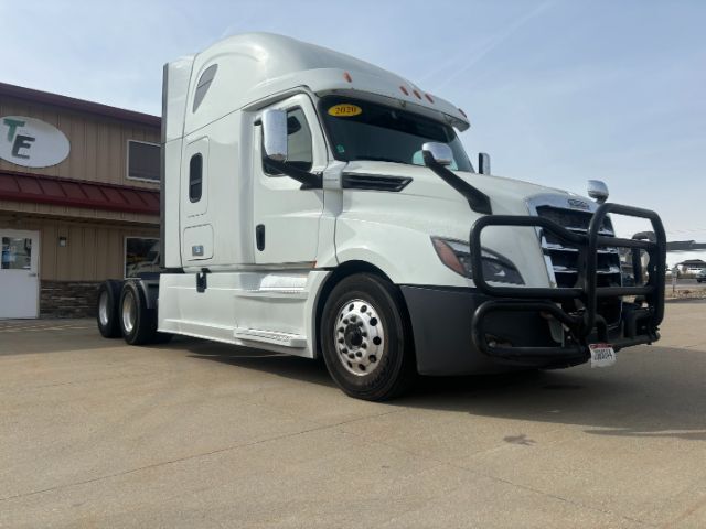 2020 Freightliner New Cascadia 126 .