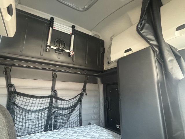 2020 Freightliner New Cascadia 126 . Seville OH