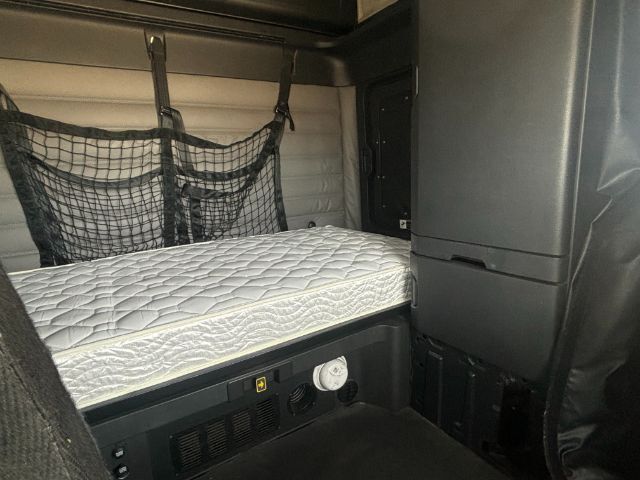 2020 Freightliner New Cascadia 126 . Seville OH