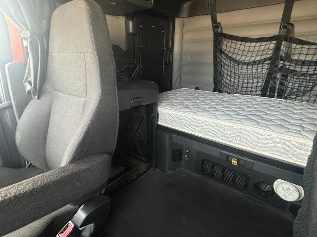 2020 Freightliner New Cascadia 126 . Seville OH