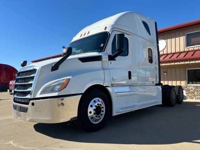2020 Freightliner New Cascadia 126 . Seville OH